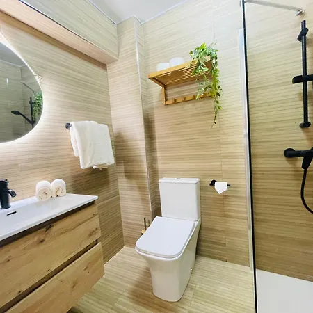 Apartment Elegance Plaza - *